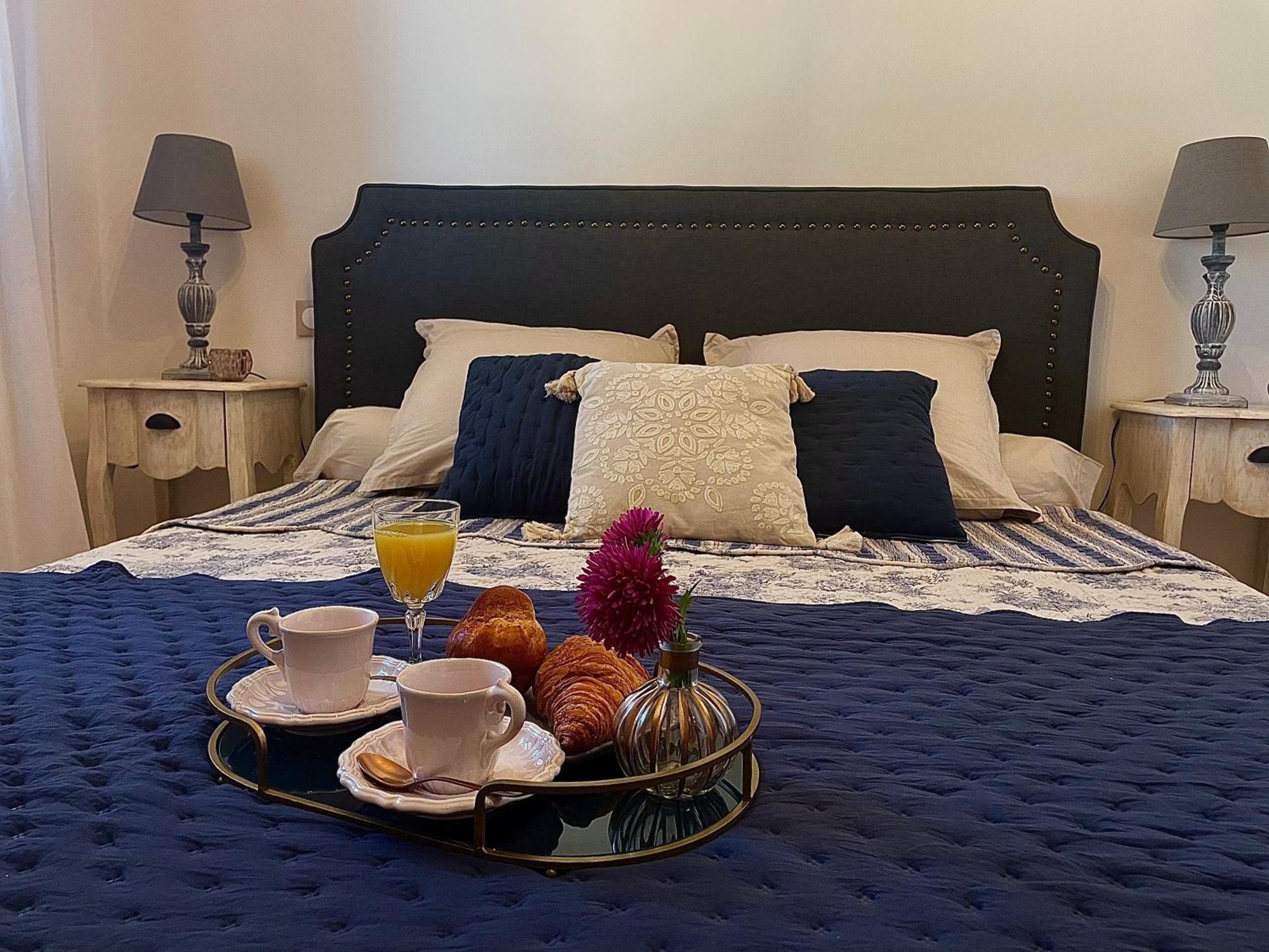 Les Mazets Du Pas Hotell Gréoux-les-Bains Eksteriør bilde